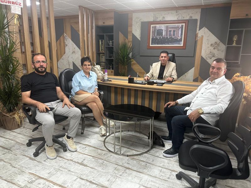 Yeni Medya Cemiyeti'ne uluslararası düzeyde ziyaret