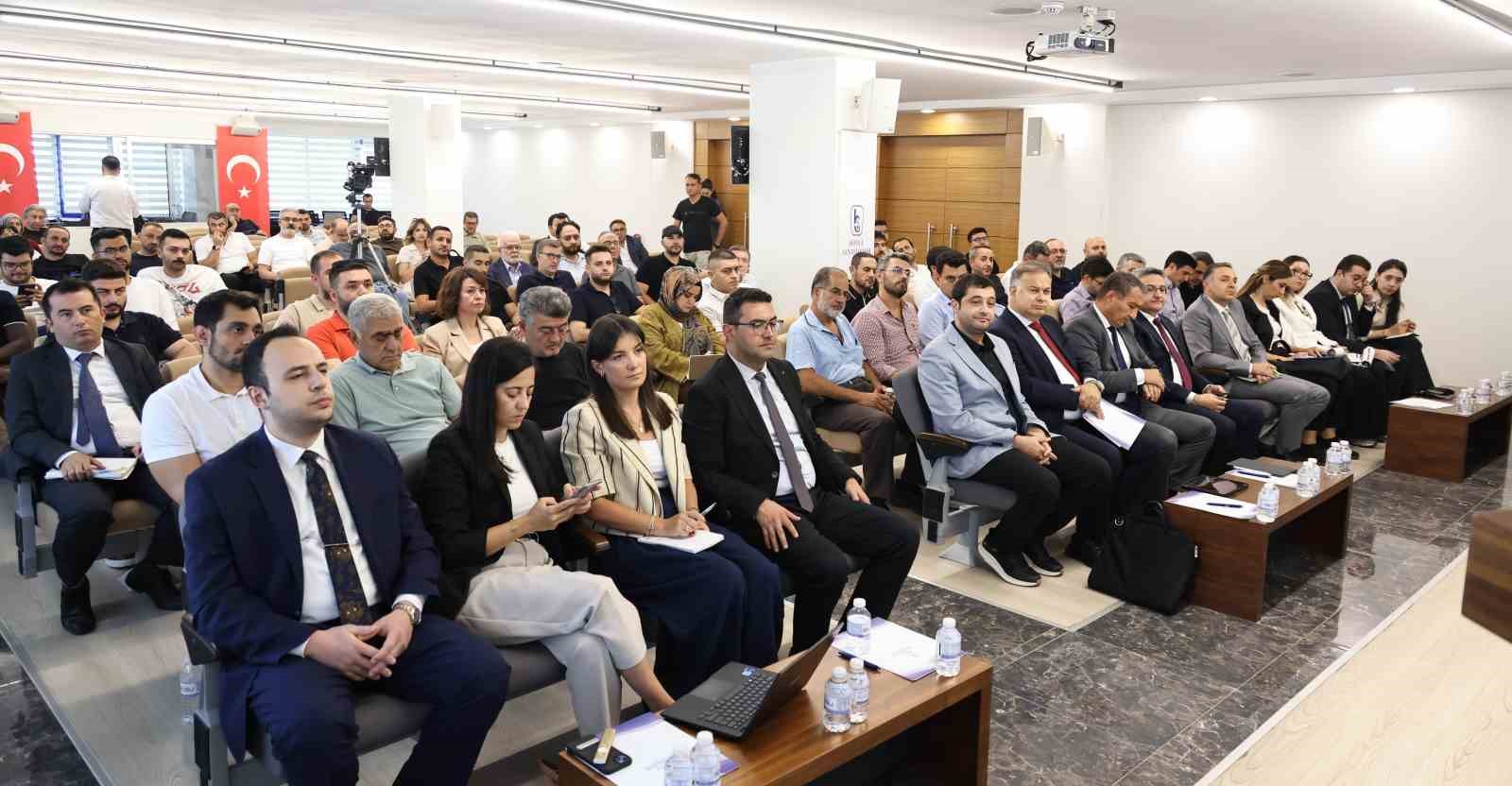 Sanayicilerin ithalat gündemi KSO’da masaya yatırıldı
