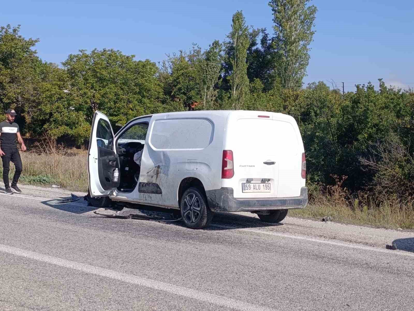 Konya’da feci kaza: 3 ölü, 1 yaralı
