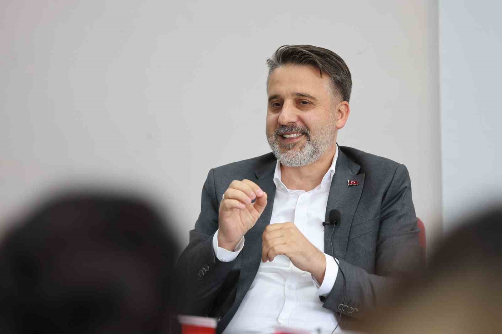 Başkan Vekili Biba’dan gençlere: "Önünüz aydınlık"
