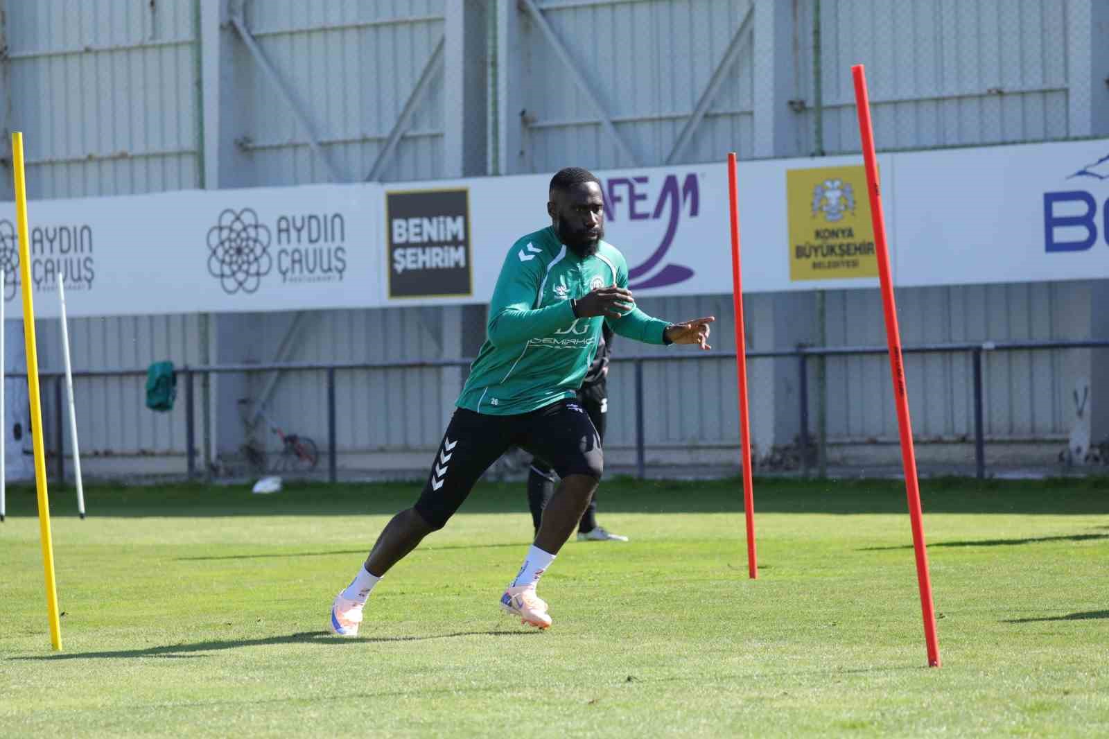 Konyaspor, Başakşehir maçı hazırlıklarını tamamladı
