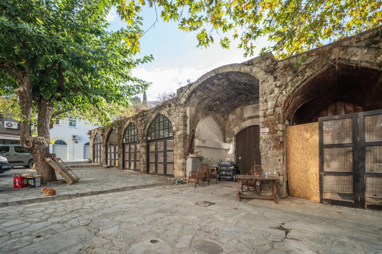 Marmaris’in tarihi kervansarayı için hukuki süreç bekleniyor
