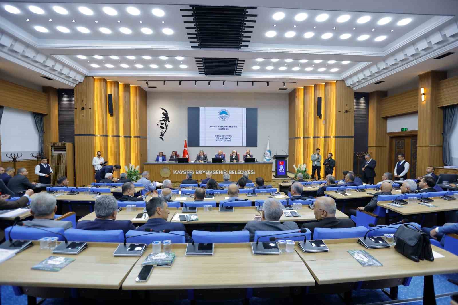 Kayseri Büyükşehir Belediye Meclisi’nde 94 gündem maddesi karara bağlandı
