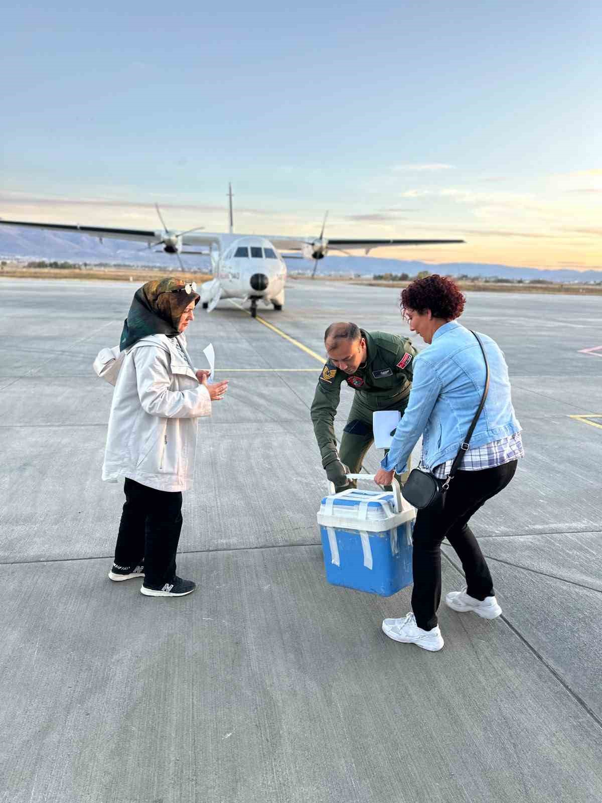 Acil organ nakli bekleyen hasta için Erzurum’dan Antalya’ya karaciğer sevki
