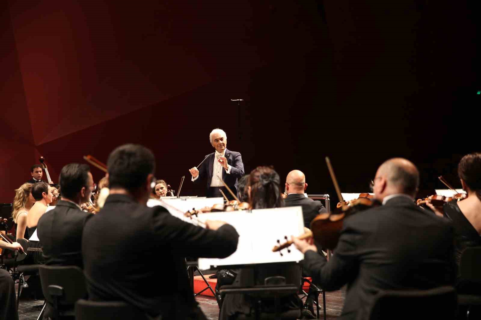 Beethoven, Weber ve Elgar eserleri Eskişehir’de yankılandı

