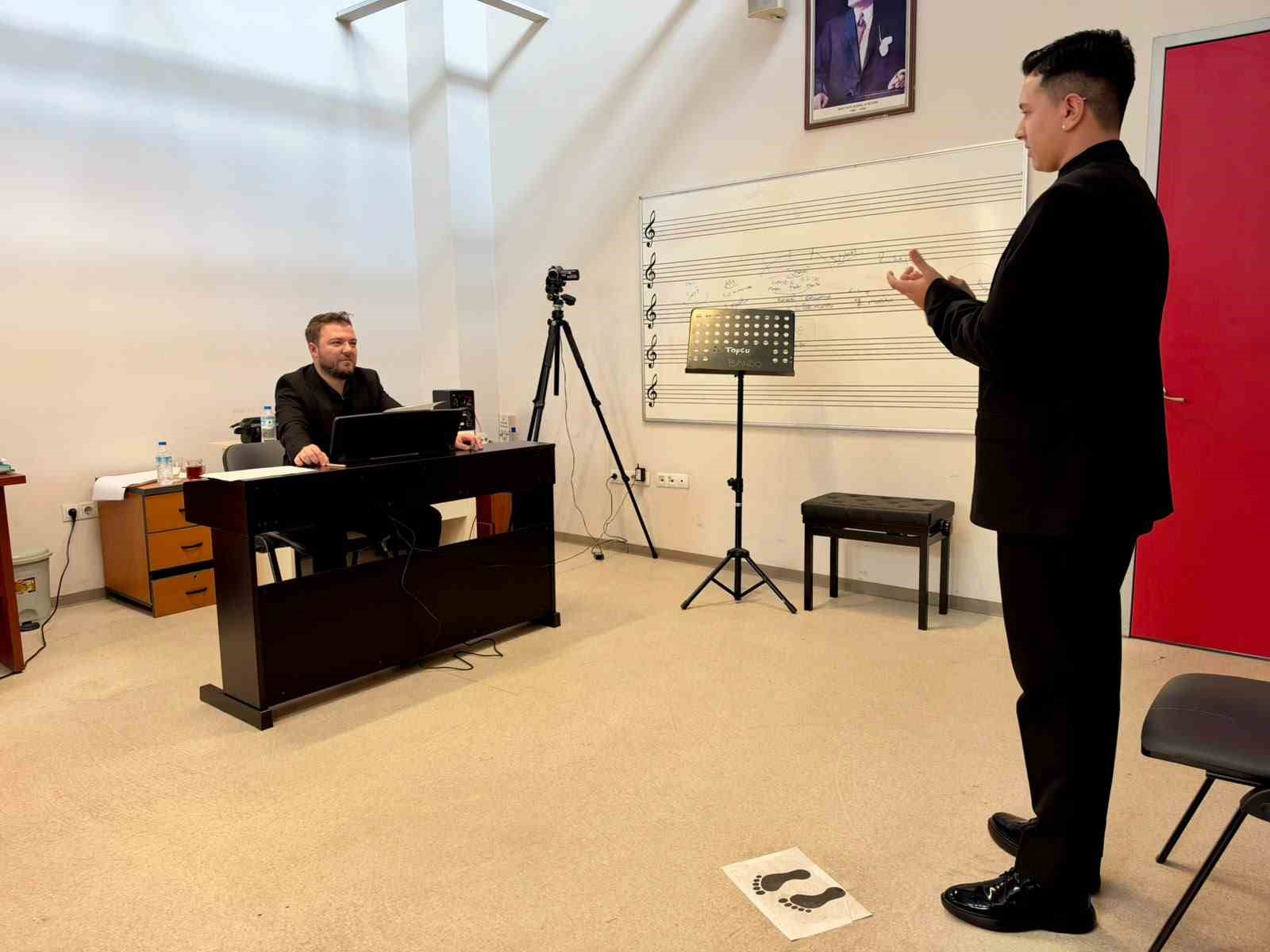 Bursa’da gençlerin sanat yolculuğu başlıyor
